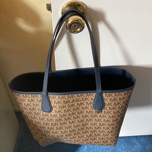Michael Kors Tote